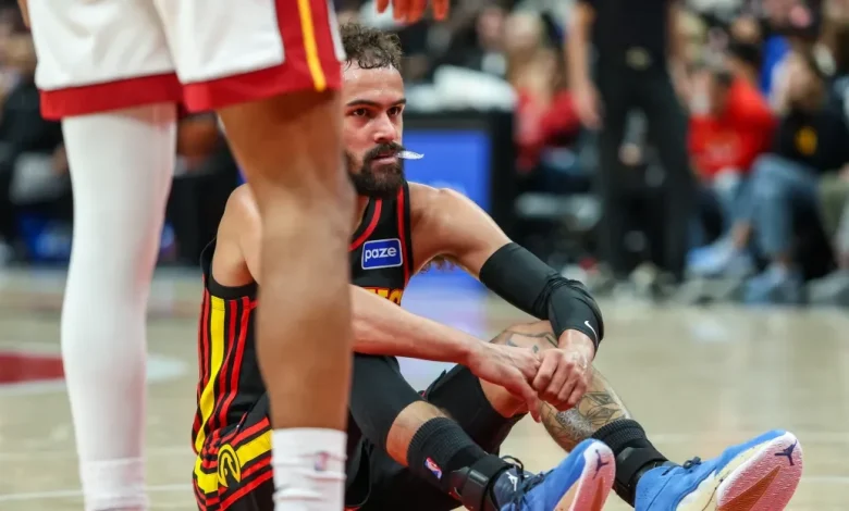 Slow starts send Hawks to fifth straight loss in defeat to Miami