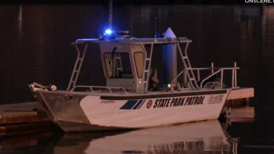 SoCal father dies while keeping young son afloat after kayak overturns