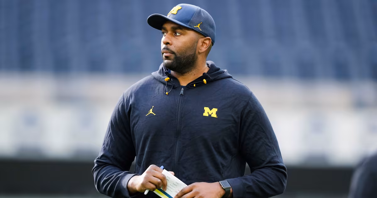 Sources: Michigan fires coach Sherrone Moore