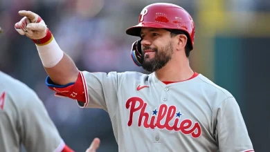 Sources: Schwarber back to Phils on $150M deal