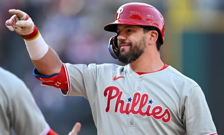 Sources: Schwarber back to Phils on $150M deal