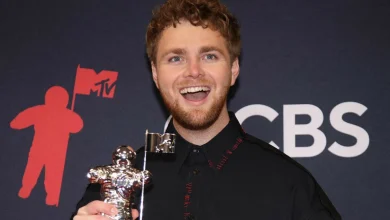 Spał w samochodach znajomych. Dziś jest milionerem dzięki piosence, którą napisał dla żony