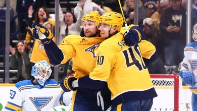 Stamkos spurs Predators with four goals