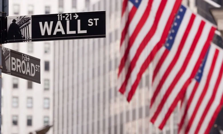 Stock Market Today: S&P 500 Tilts Toward Record High; Software Stock Extends Gains (Live Coverage)