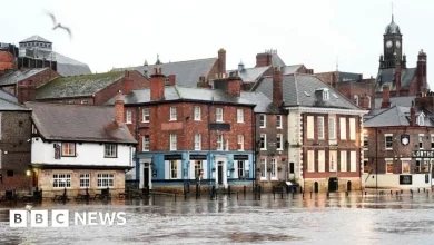 Storm Bram brings flooding and travel disruption to UK