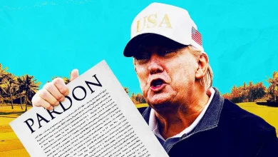 Suck-Up Golf Buddy Gets Trump, 79, to Pardon His Client