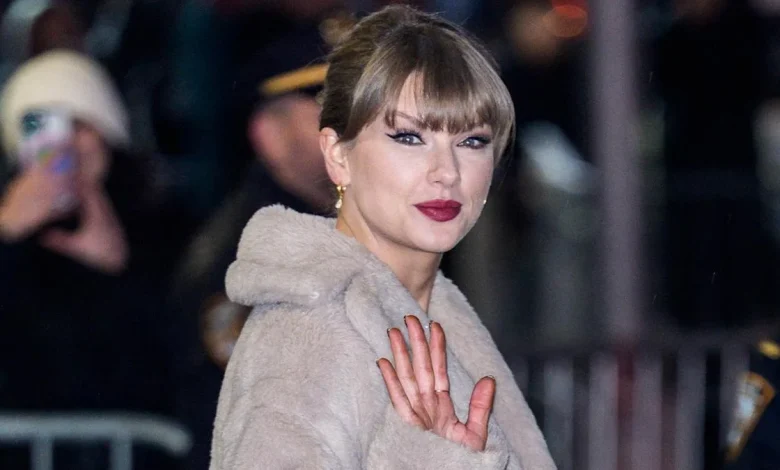 Taylor Swift fires back with four-word message to critics who tell her to 'go away'