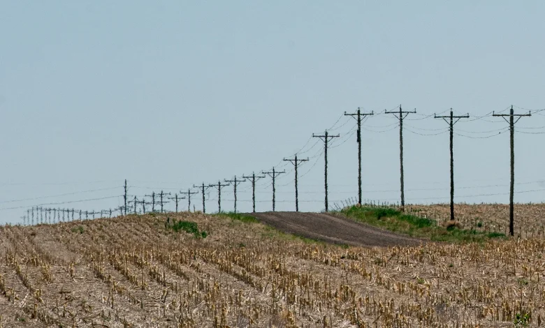 Tens of thousands without power due to Xcel public safety shut off Wednesday amid high winds