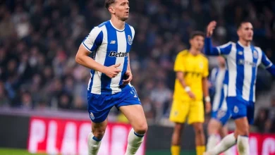 'Terrible news': Porto striker De Jong suffers anterior cruciate ligament injury