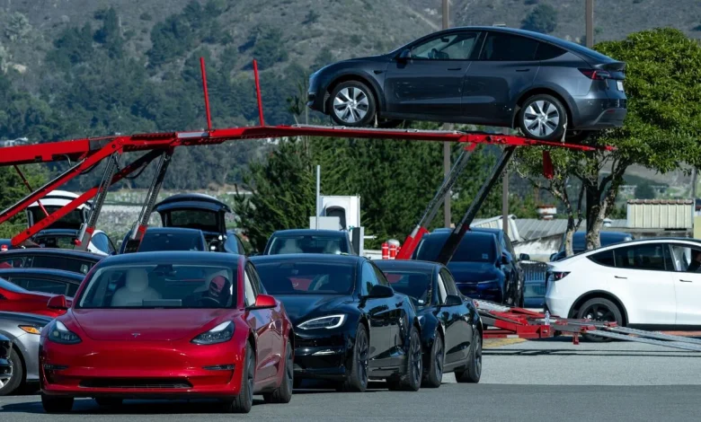 Tesla Faces California Sales Suspension Unless It Changes Marketing Practices