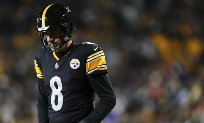 The Aaron Rodgers experiment is starting to fall apart