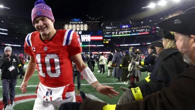 The NFL’s Bizarro World 2025 season, where traditional powers are chasing upstart underdogs