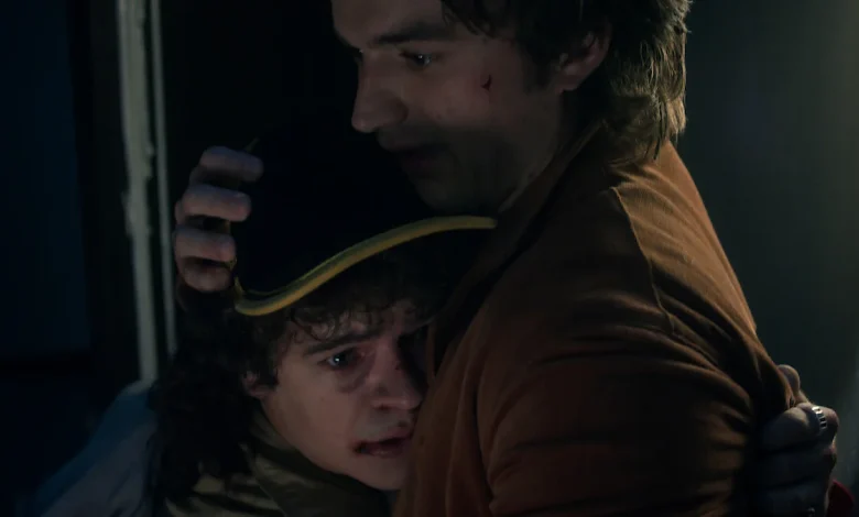 These Dustin and Steve Stranger Things Scenes Will Make You Belly Laugh and Cry
