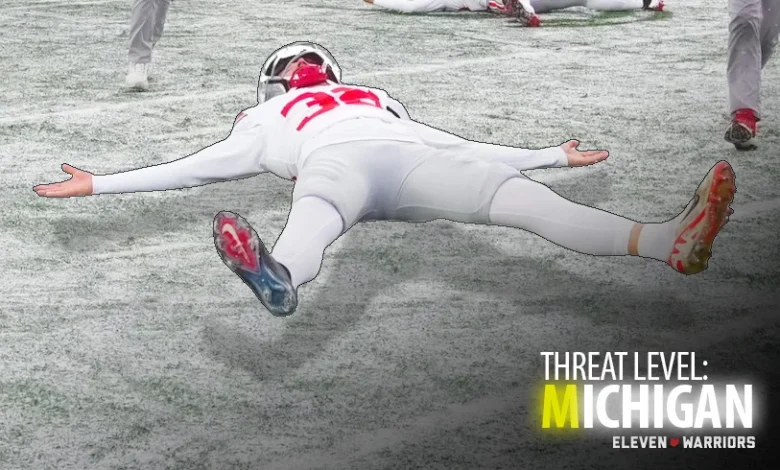 Threat Level: Michigan, Men Can Float