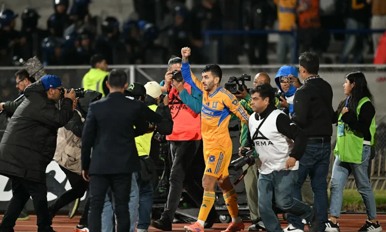 Tigres grabs valuable tie against Cruz Azul in first leg of Semifinal series