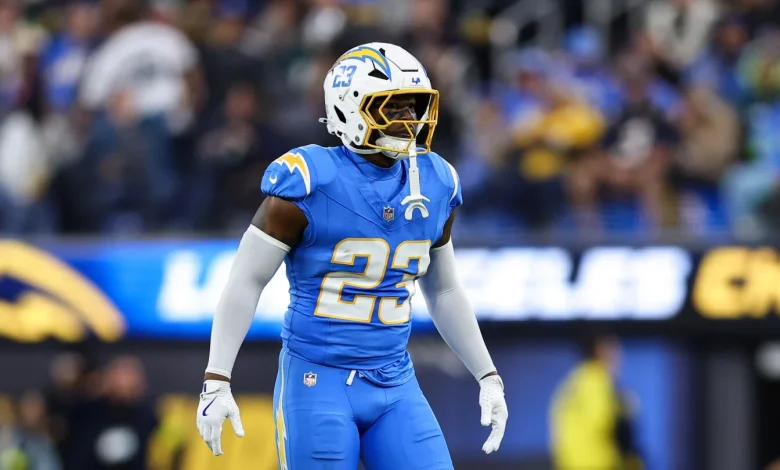 Tony Jefferson ejected from Chargers-Chiefs after helmet-to-helmet hit