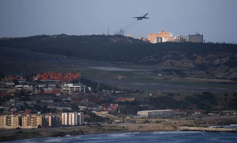 Trump Downplays Venezuelan Airspace Threat as US Mulls New Steps