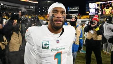 Tua Tagovailoa Benching 'On The Table' After Dolphins' Loss to Steelers, McDaniel Says