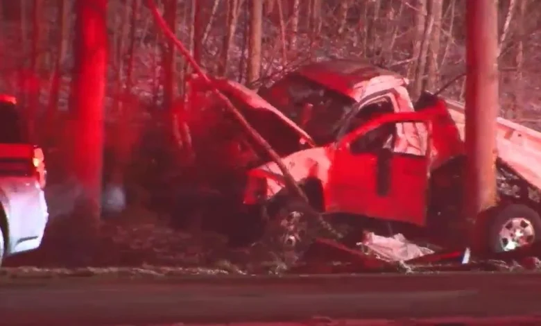 Tuesday's winter weather live updates: Slick spots lead to wrecks, road closures