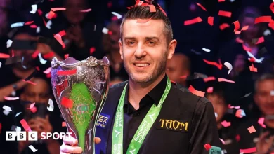 UK Championship 2025: Mark Selby takes control of final against Judd Trump