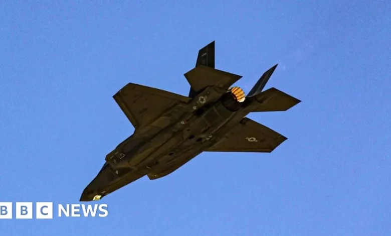 US carries out 'massive' strike against IS in Syria