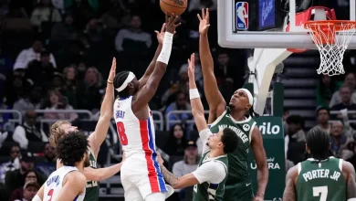 Under the Hood: Game 22 at Bucks - Zone Defense Struggles