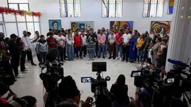 Venezuelans held in Salvadoran prison look to challenge deportation in US court