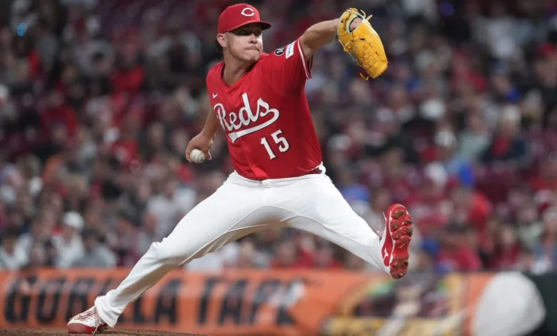 Veteran reliever Emilio Pagán returns to Reds on two-year, $20M deal: Source
