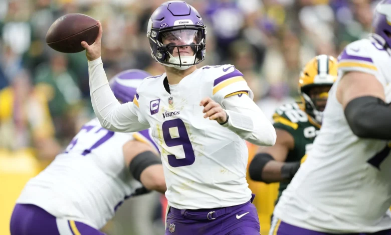 Vikings vs Cowboys Predictions, Best Bets, Props & Odds for Sunday Night Football