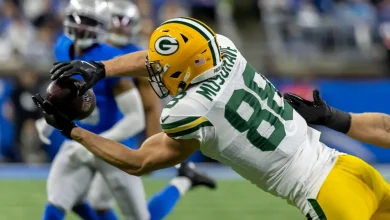 What’s going on at tight end after Tucker Kraft? | Packers mailbag
