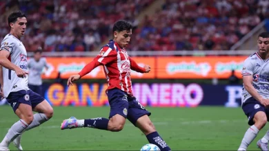 Where can you watch Chivas LIVE in the first leg of the quarterfinals against Cruz Azul?