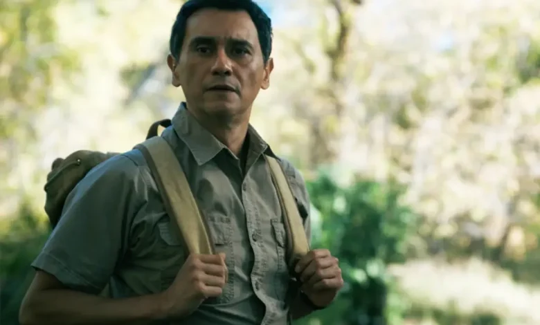 Where was 'Pluribus' Episode 7 filmed? Manousos navigates the Darién Gap, chunga palms, and more