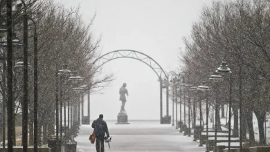 Which Louisville-area schools are closed Monday? See the list