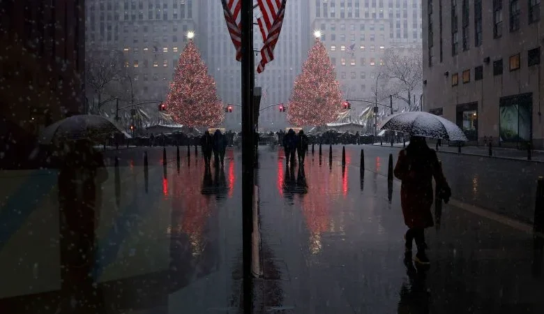 White Christmas hopes could be dashed by a big weather pattern change in December’s second half