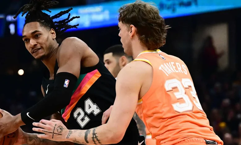 Why Spurs’ Devin Vassell works on bad shots during practice