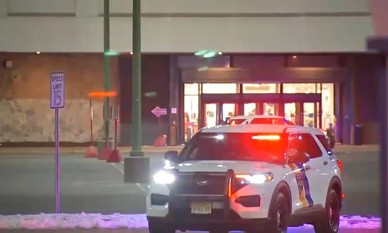 Willowbrook Mall shooting: Wayne Police investigating after shot fired in food court of NJ shopping center