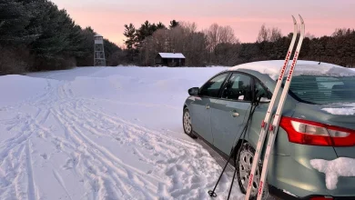 Winter storm could become "bomb cyclone" over Great Lakes and Northeast. Maps show latest forecast.