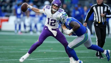 With Sam Darnold watching, Vikings' QB mess hits a new low in shutout loss to Seahawks