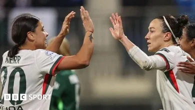 Wolfsburg 1-2 Chelsea: Lucy Bronze and Sam Kerr score as Blues reach Women's Champions League quarter-finals