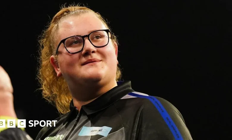 World Darts Championship 2026 LIVE: Beau Greaves vs Daryl Gurney & Aspinall vs Ilagan