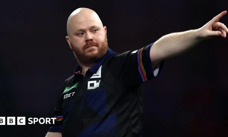 World Darts Championship 2026 LIVE: Justin Hood vs Ryan Meikle - scores, results & updates