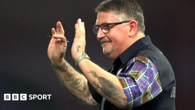 World Darts Championship 2026 results: Justin Hood and Jonny Clayton through to quarter-finals