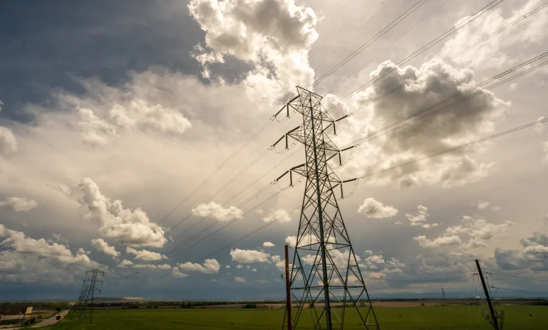 Xcel likely to shut off power to many Front Range communities at noon Wednesday due to dry conditions and high winds