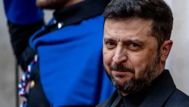 Zelenskyy says Ukraine will not give up territory to Russia and is ready to present peace plan to U.S.