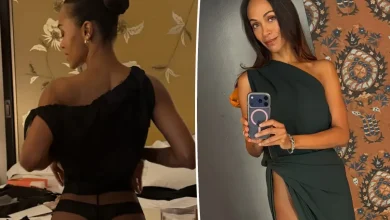 Zoe Saldaña shares cheeky Christmas snap in honor of ‘giving season’