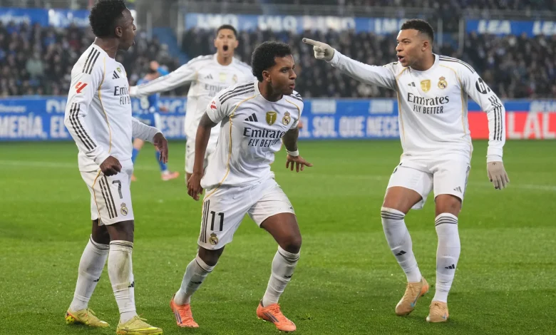 الضربات تتوالى.. استبعاد كورتوا ومدافع ريال مدريد من قائمة مواجهة تالافيرا