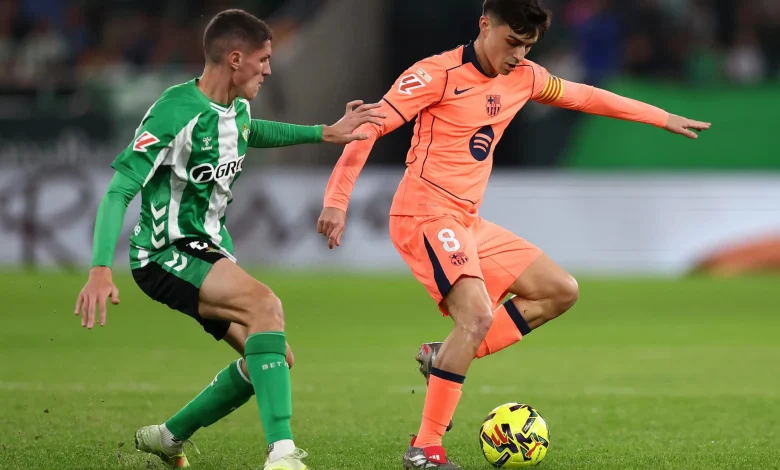 بيدري يتفوق على ميسي