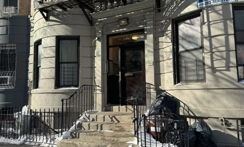 10 found dead outside in NYC cold, including woman with dementia: officials, neighbors