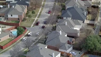 15-year-old charged with first-degree felony after shooting father at Plano home: police