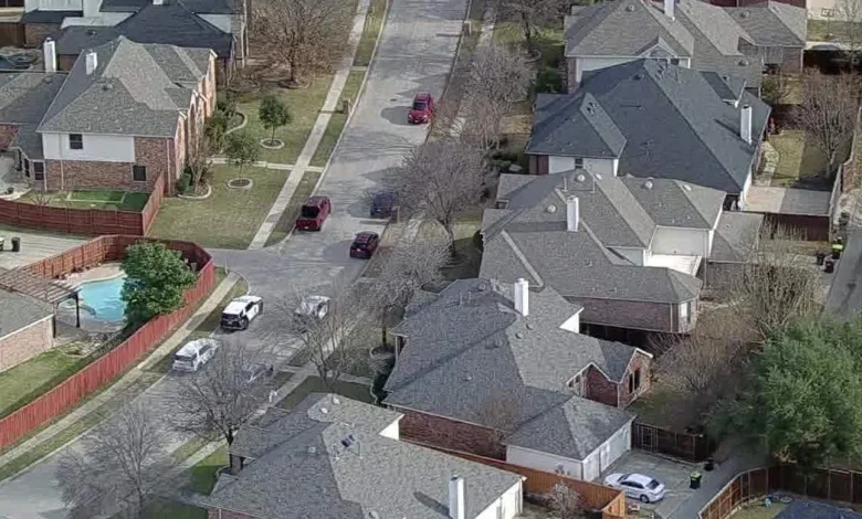 15-year-old charged with first-degree felony after shooting father at Plano home: police